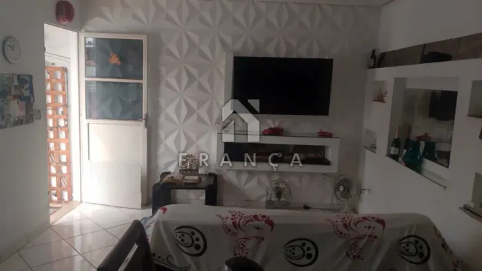 PONTO COMERCIAL + CASA SOBRADO À VENDA EM TAUBATÉ - ESQUINA COM EXCELENTE VISIBILIDADE