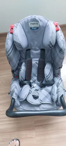 Cadeirinha Burigotto Matrix Evolution até 25 kilos R$ 280,00