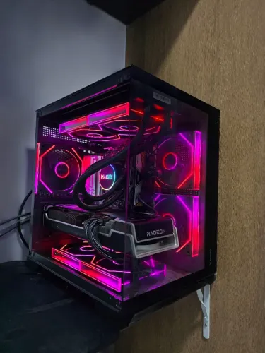 Pc Gamer RX 6700 XT 12GB - RYZEN 7 5700X - 32GB - 1TB - NAO FAÇO TROCAS