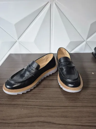 Mocassim masculino de couro