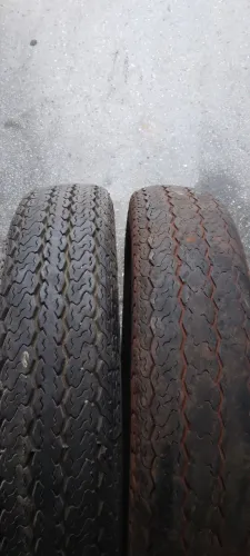 2 pneus aro 14 pra Fusca