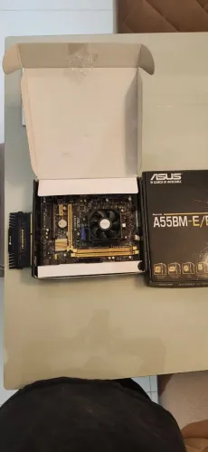 Placa mae A55BM-E mais processador AMD A10-5800K mais 8GBde ram e cooler