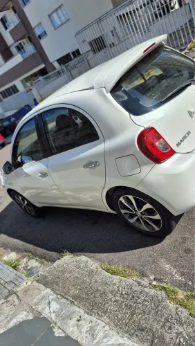 Nissan March SL 1.6 16V Flex Fuel 5P 2015