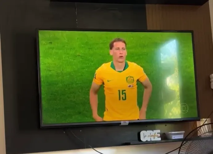 Vendo TV smart 43 polegadas
