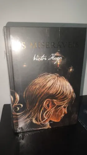 OS MISERÁVEIS livro