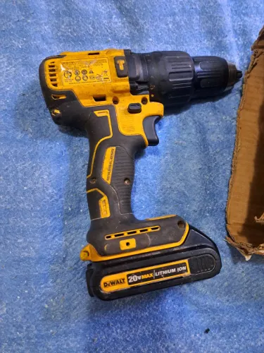 Parafusadeira Dewalt 20 volts