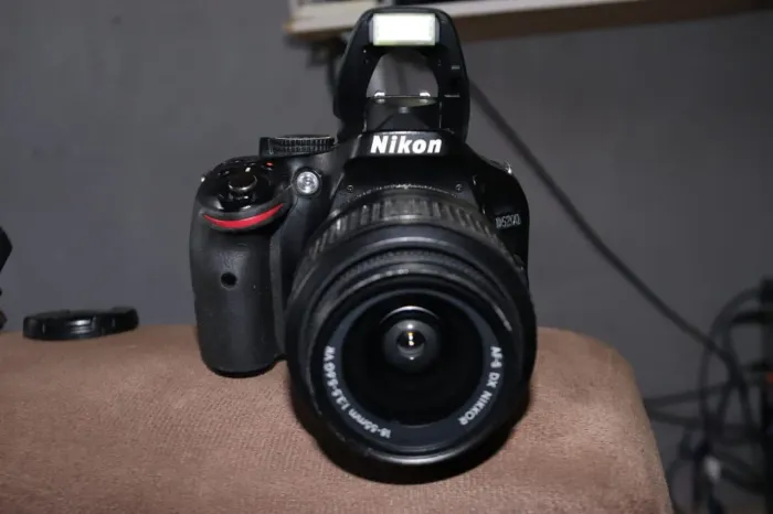 Nikon D5200 mais lente 18-55mm