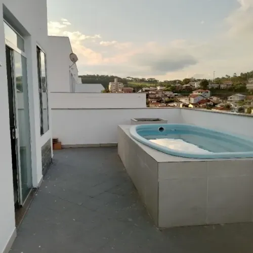 COBERTURA NA PRAIA COMPRIDA
