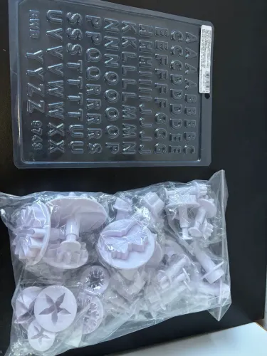 Embalagens para doces, sobremesas e presentes. 280,00