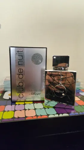 Perfume Club de Nuit Sillage