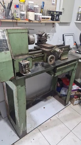 TORNO MECÂNICO DE BANCADA precisa reparos
