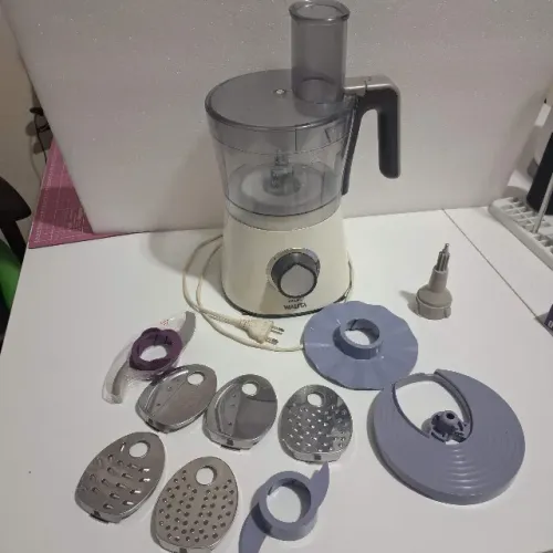 Multiprocessador Philips Walita 750W com 8 acessórios 127v