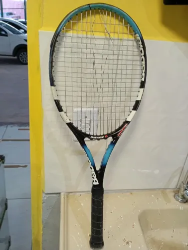Raquete para tênis ?