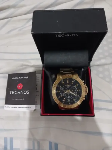 Relógio technos semi novo