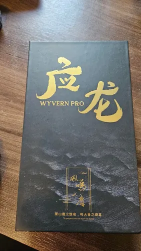 Fone de Ouvido - Celeste Wyvern Pro