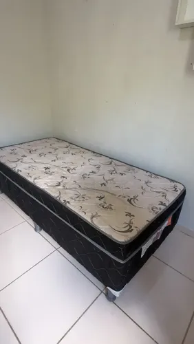 Cama box