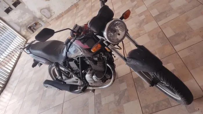 Moto boa pra quem tem sítio chácara.