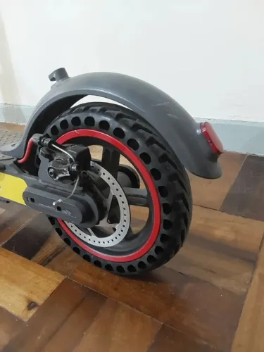 Pneu Maciço 8 1/2 X 2 - Compatível com Patinetes Elétricos Pronta entrega