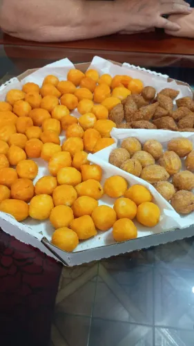 Cento de salgado para festa/evento