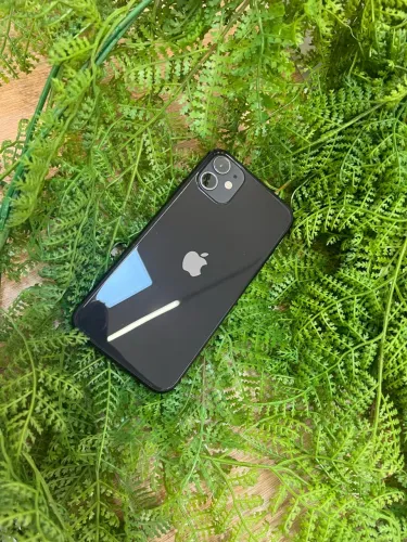 iPhone 11 64GB Seminovo