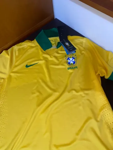 Camisa de time e seleção! Brasil e real madrid Nova!