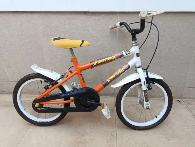Bicicleta infantil Masculina Caloi Homem aranha