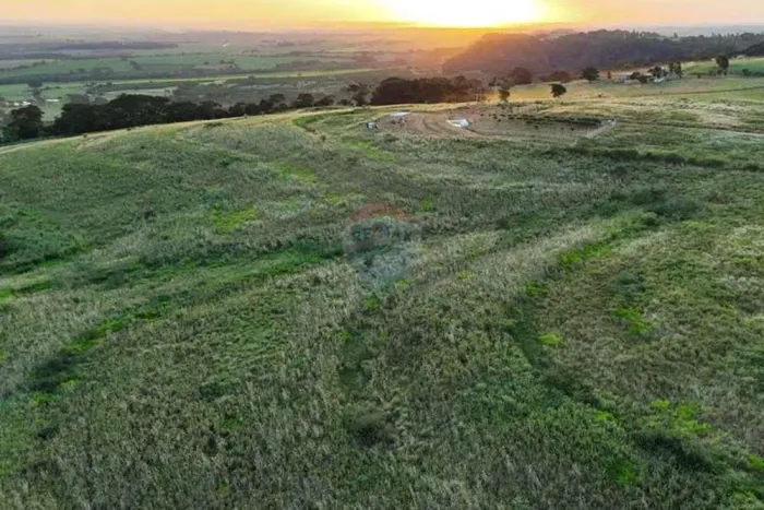 Chácara à venda de 20.560 m² em Monte Alto - SP