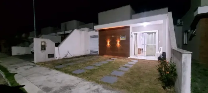 Casa para locação no Condomínio América House 2/4 quartos sendo 2 suites