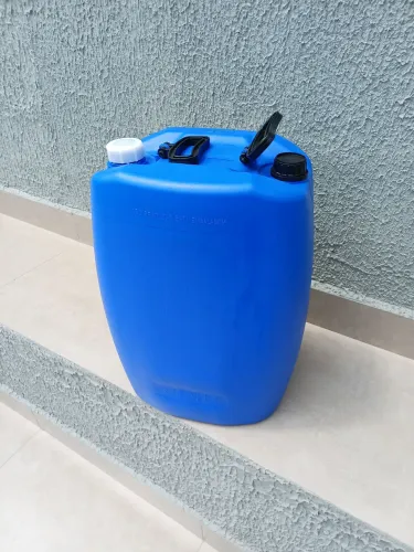 Vendo Galão Bomba 50 litros 