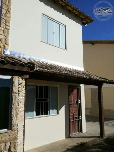 Casa duplex - 2 quartos e quintal - varanda
