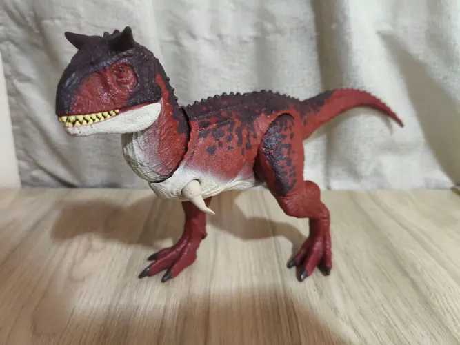 Dinossauro Carnotauro Action Attack da Mattel RARO, Jurassic World: Reino Ameaçado.