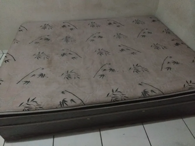 Cama box casal