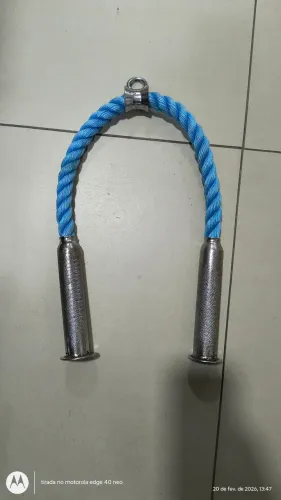 Puxador corda tríceps 