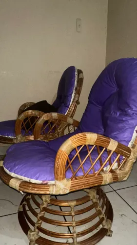 4 cadeiras de bambu + mesa de bambu com tampo de vidro + suporte de livros de bambu