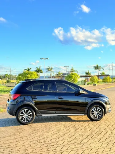 Chevrolet Onix Activ 1.4 8V Flex Mec. 4P 2017