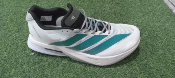 Tênis Adidas
