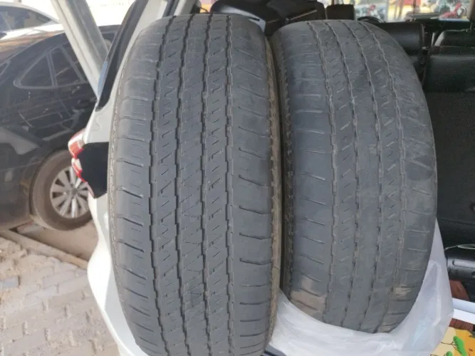 Pneu hylux Bridgestone 265/60 18