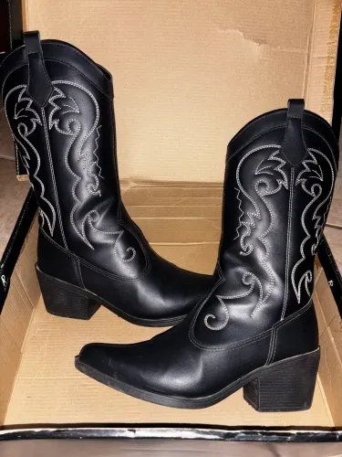 Bota Chyrrô Preta