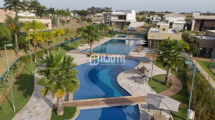 Terreno no Quinta do Golf Jardins - 548m² fundo campo