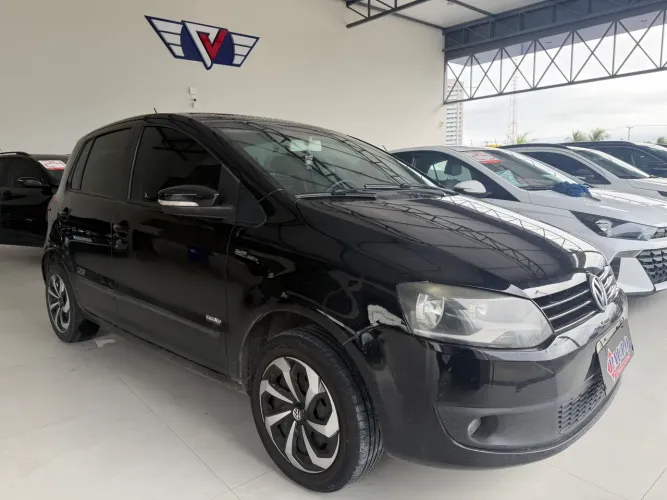 Volkswagen Fox 1.0 MI Total Flex 8V 5P 2012