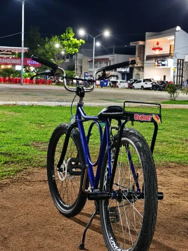 Bike montadinha, barra circular, inteiramente nova recém montada peças todas novas