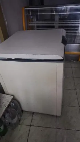 Freezer horizontal usado em ótimo estado $1800