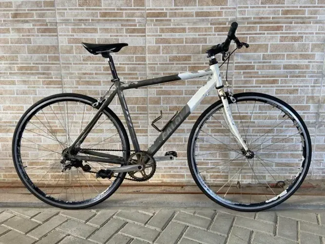 Caloi 10 Single Speed (roda livre)
