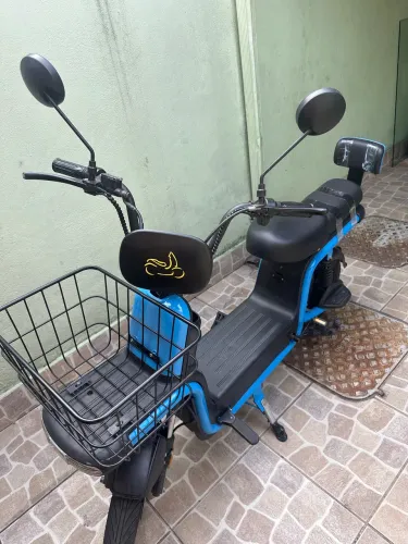 Moto elétrica / scooter elétrica estilo X11/X12,