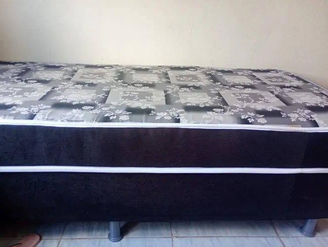 Cama de solteiro