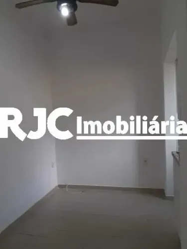 Apartamento para venda possui 27 metros quadrados com 1 quarto em Grajaú - Rio de Janeiro