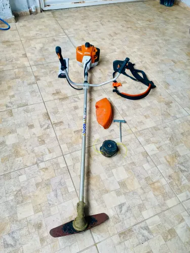 Roçadeira Stihl  161 