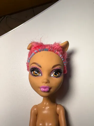 Sucata howleen monster high