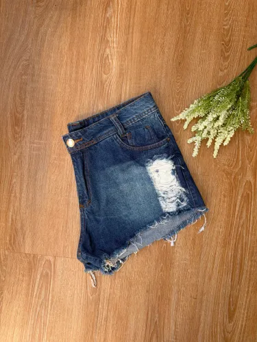 Shorts jeans, número 40.