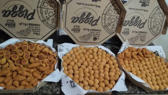 Trabalho com salgados pra festa ?